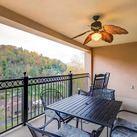 Gatehouse Condos - 704 Holiday Home